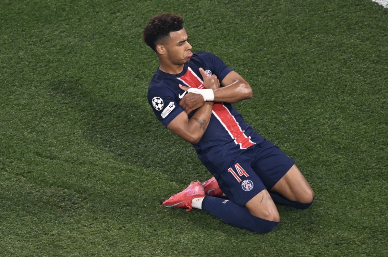 美国绝杀巴黎，姆巴佩送出助攻的简单介绍