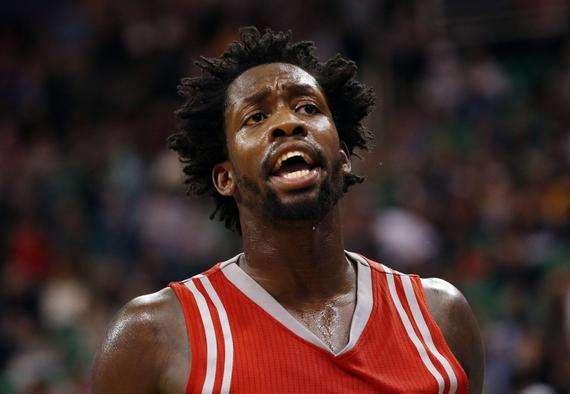 关于篮网逆转雷霆，贝弗利打破历史纪录的信息