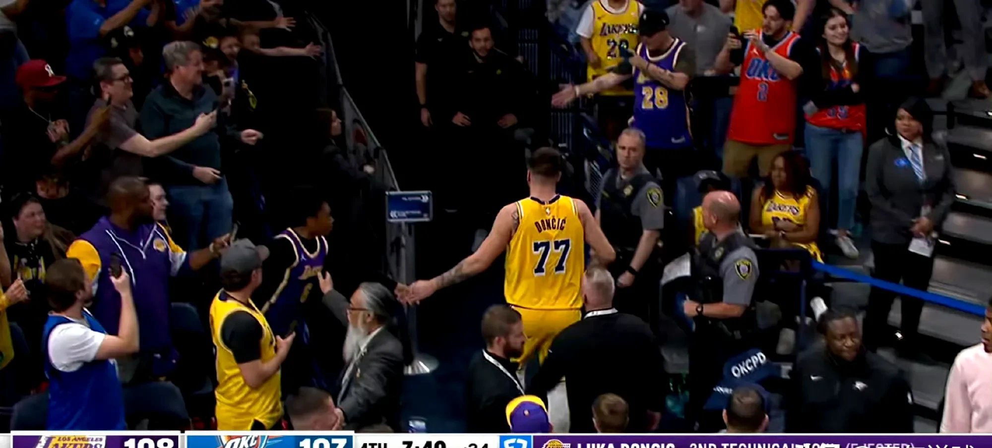 希腊男篮碾压中国男篮，东契奇制霸全场的简单介绍