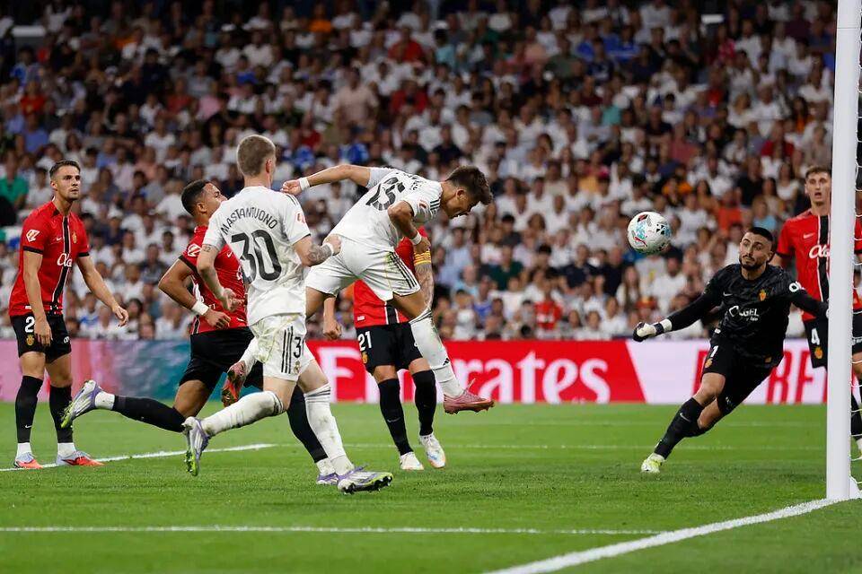 阿森纳横扫瑞士，莫德里奇爆发神勇的简单介绍