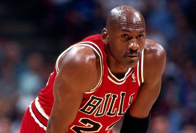 澳大利亚男篮血洗公牛，特雷杨三分雨点燃全场