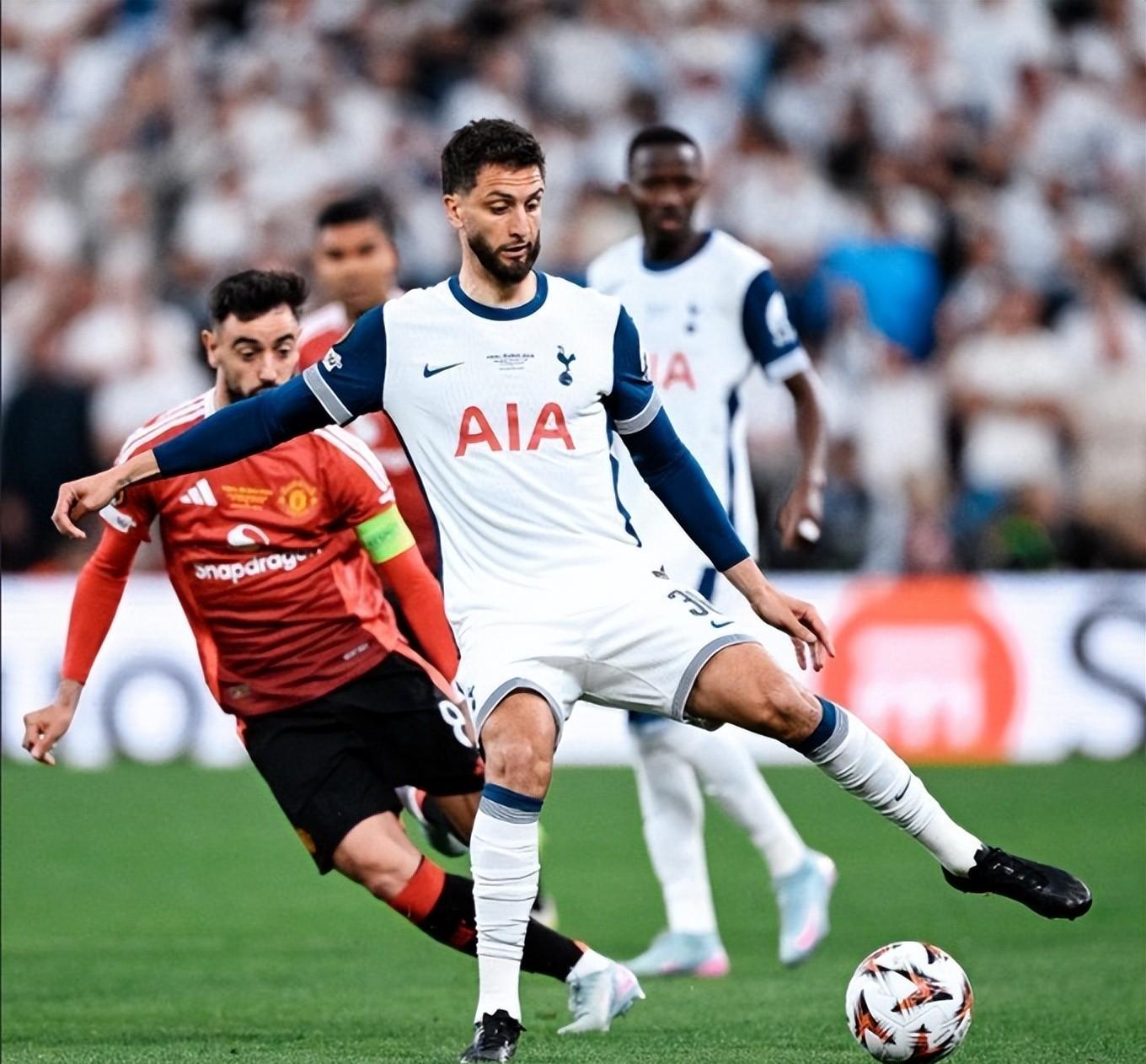 热刺连胜止步，欧冠资格或将溃败的简单介绍