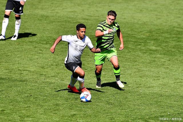 开云体育在线-斯旺西客场小胜巴恩斯利，英冠升级前景看涨的简单介绍