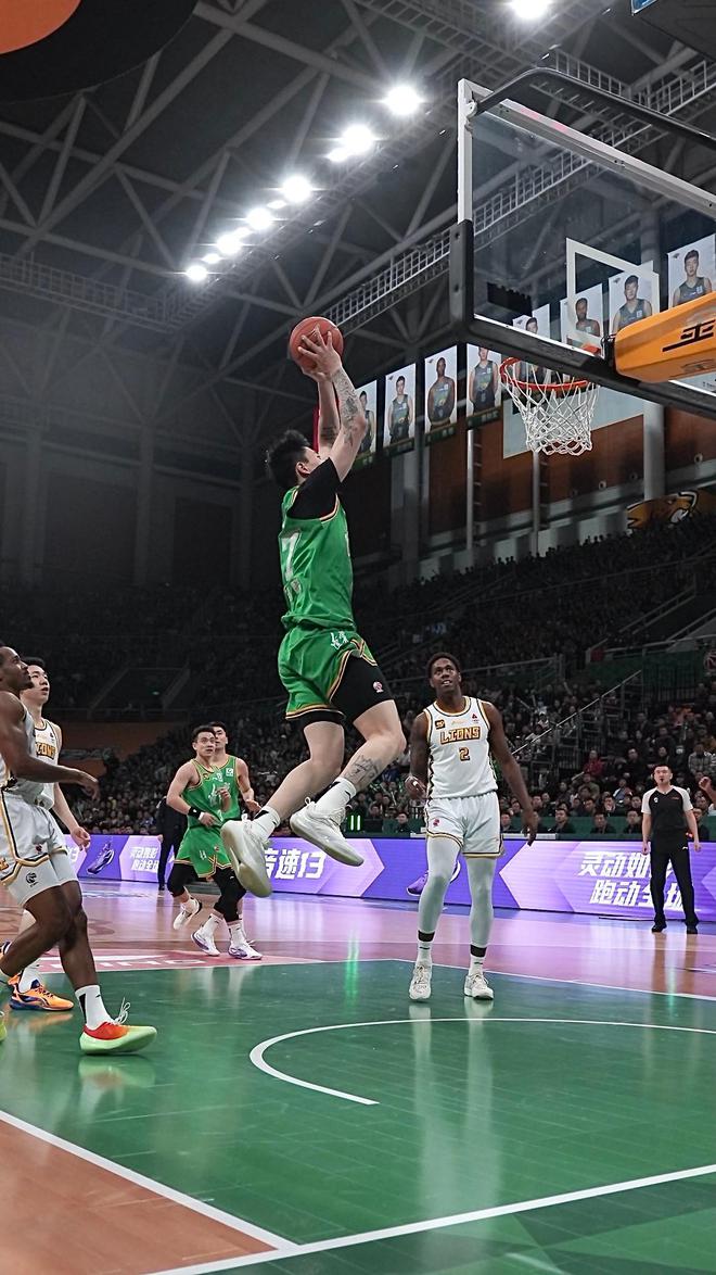 包含辽宁男篮连胜进军总决赛，状态火爆的词条