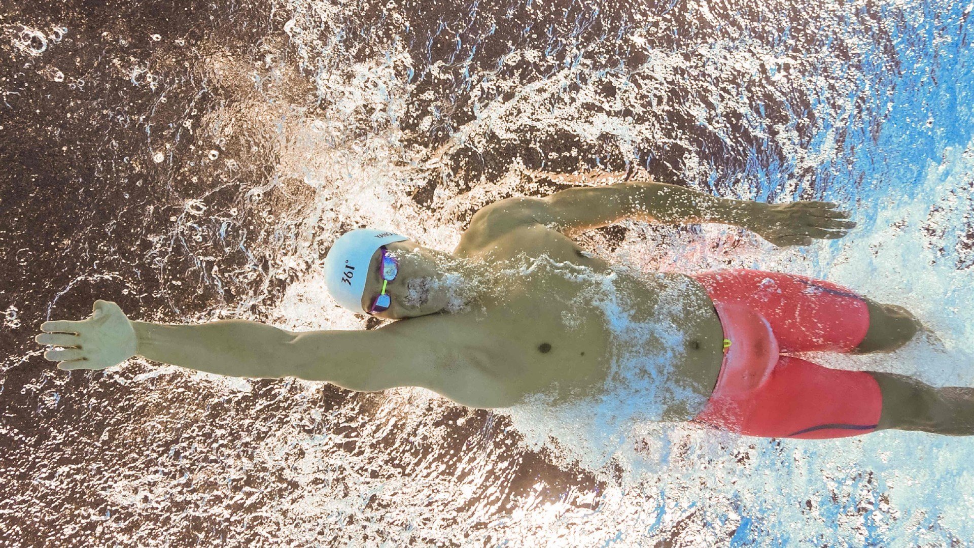 赛道与球场，杜兰特在F1争冠之夜的跨界启示